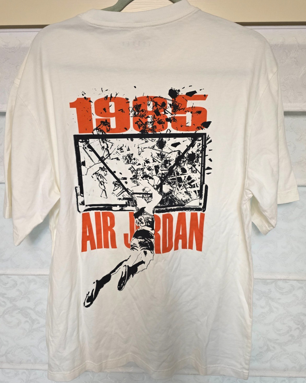 Jordan Air Jordan 1985 Dunk Shirt Mens Medium Sail Tee NWT IB3297-133 NEW